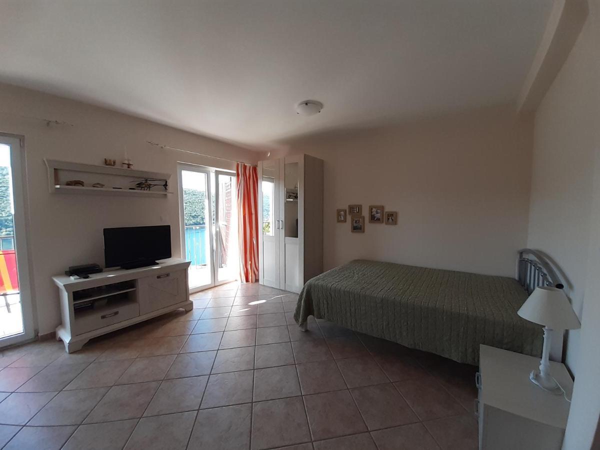 Suntime Apartment Tivat Luaran gambar